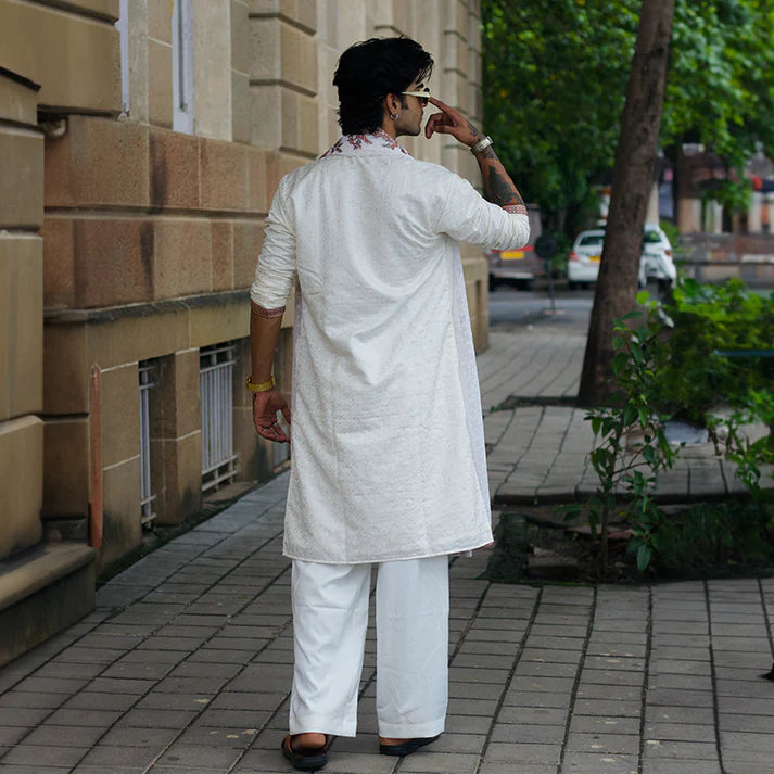 Meraki Ethnic Ivory Vine Embroidered Kurta Pajama With Dupatta | Ready To Wear