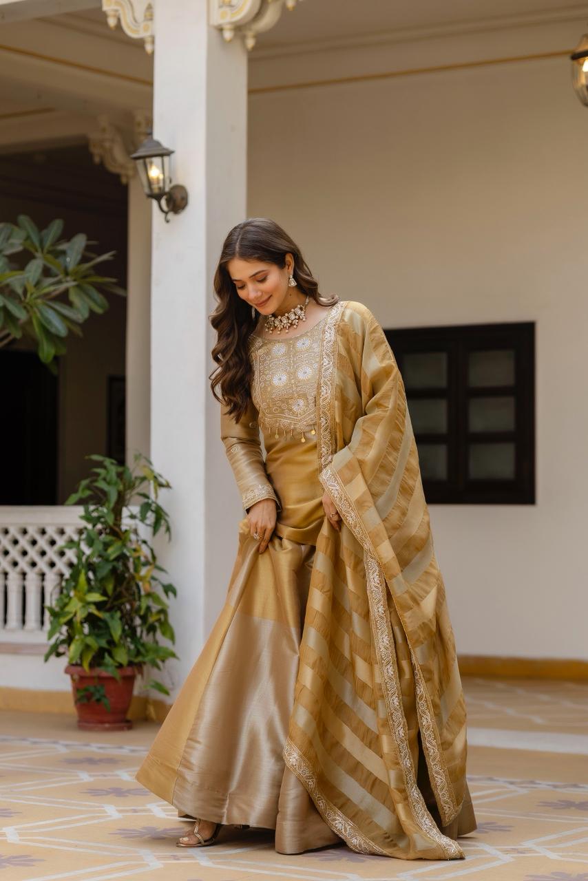 Aesthetic & Artistry The Banarasi Heritage Lehenga Choli | Ready To Wear