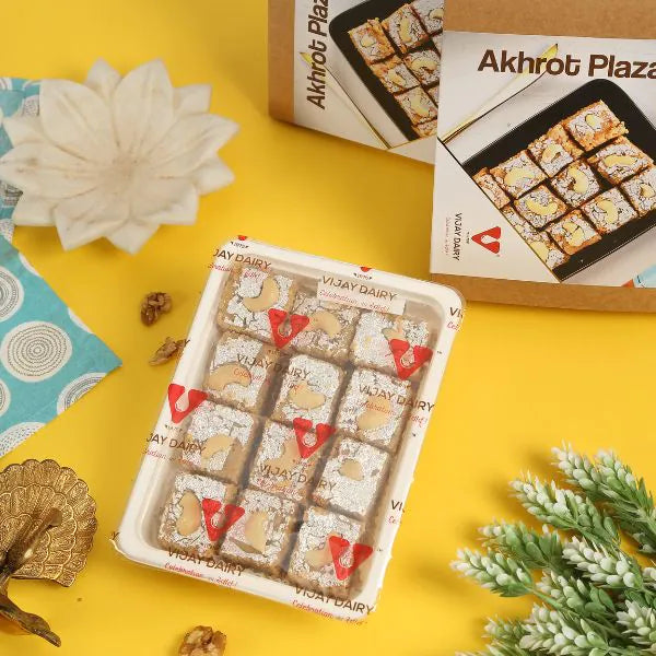 Vijay Dairy Akhrot Plaza | 500 gms