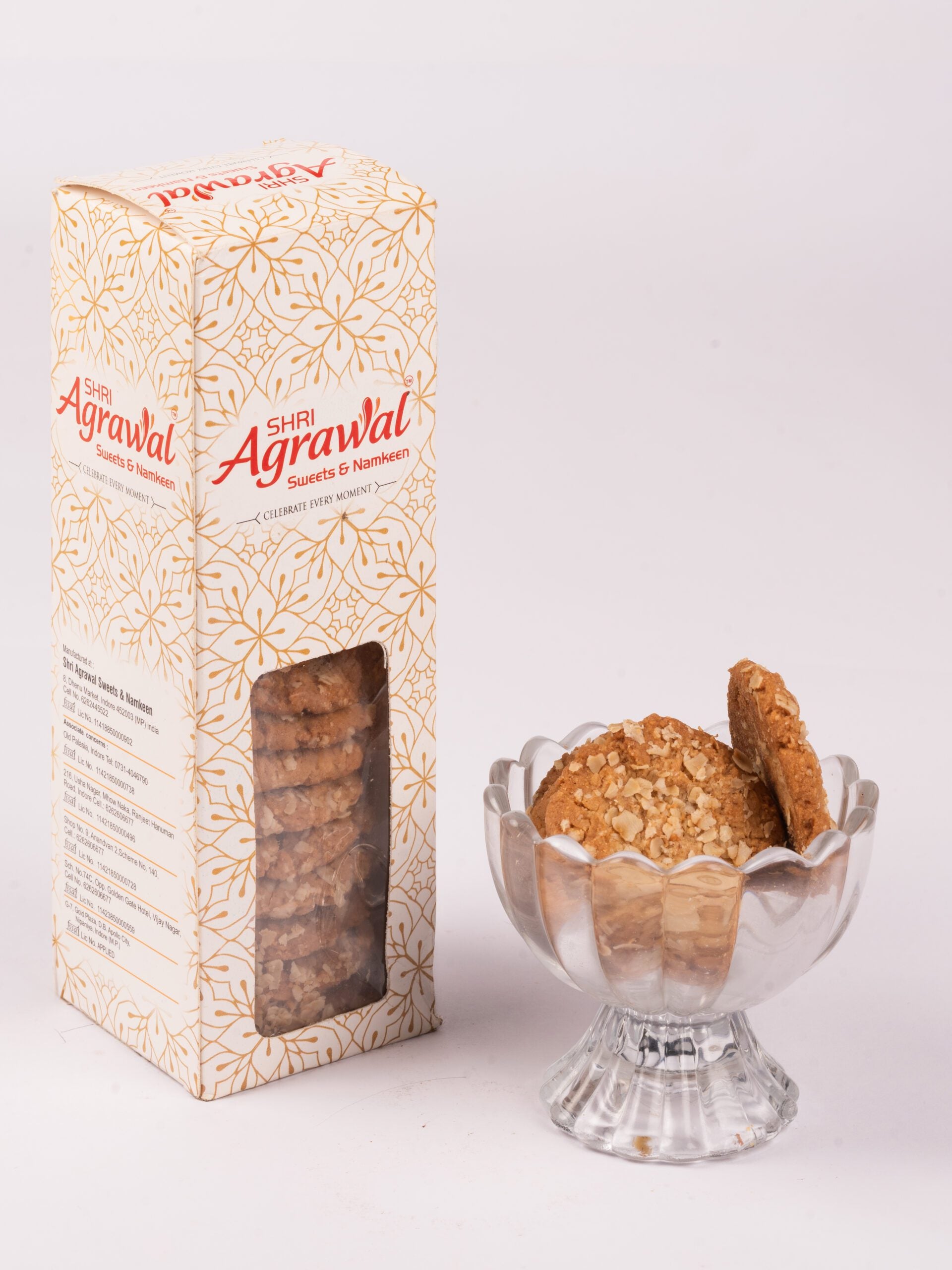 Shri Agrawal Sweets & Namkeen Oats Atta Cookies - 200 gms