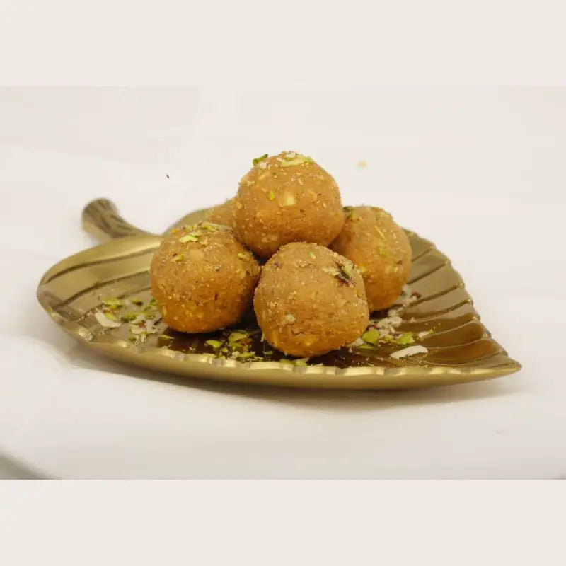 M M Mithaiwala Besan Laddu - 500 gms
