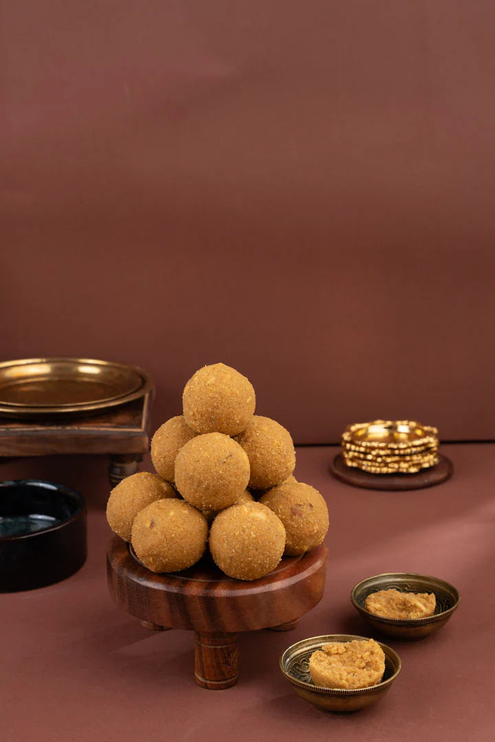 Pothgaal Sweet Besan Laddu - 500 gms