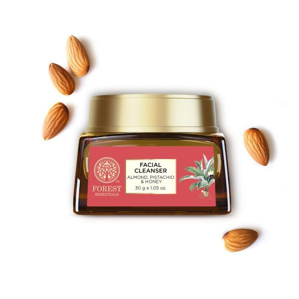 Facial Cleanser Almond, Pistachio & Honey - 30 gms