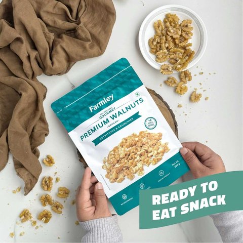 Farmley Premium Broken Chile Walnuts Kernels (Akhrot) - 200 gms