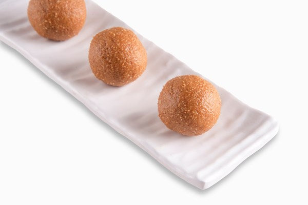 Mishri Sweets Kakra Besan Ladoo - 500 gms