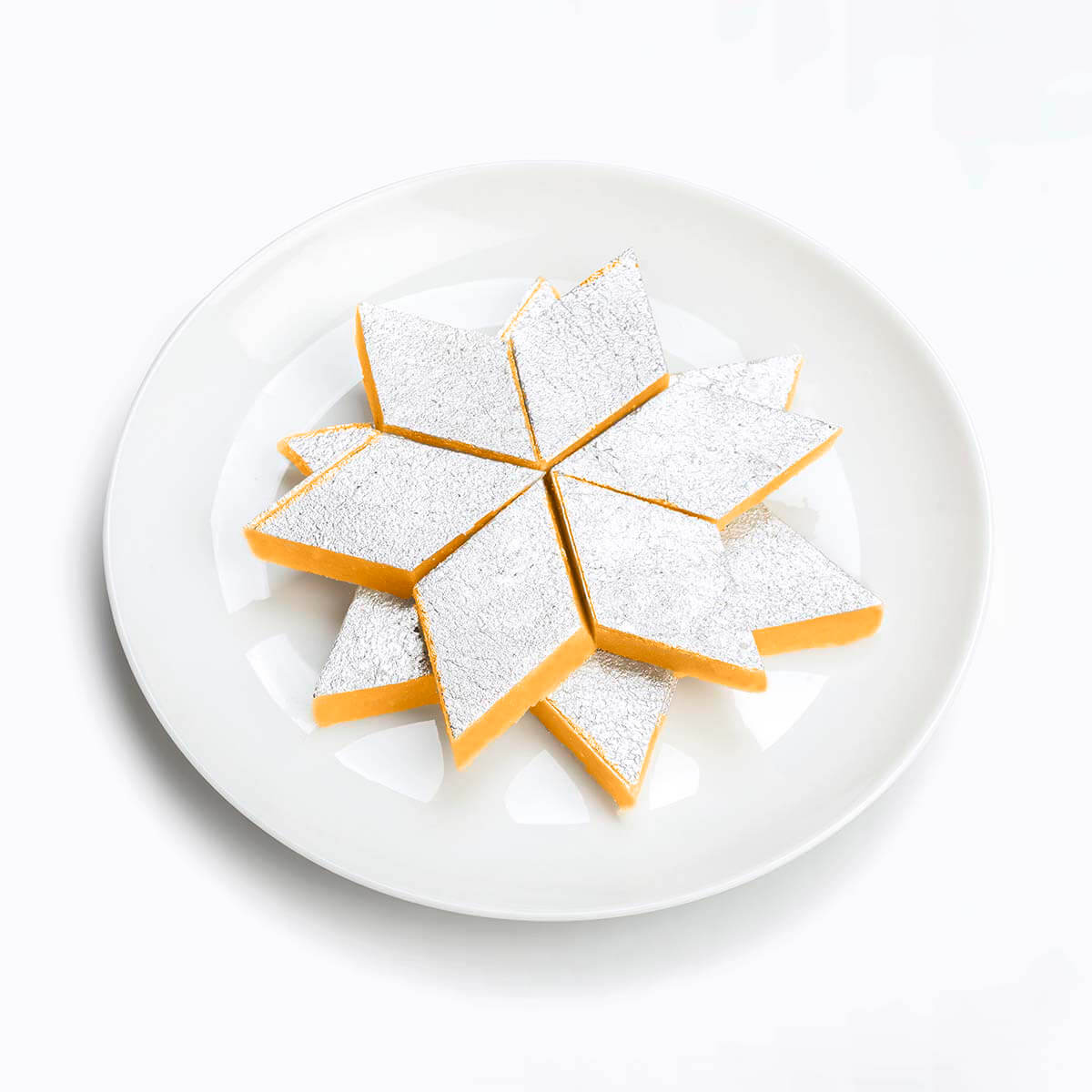 Jhama Sweets Kesar Kaju Katli - 400 Gms