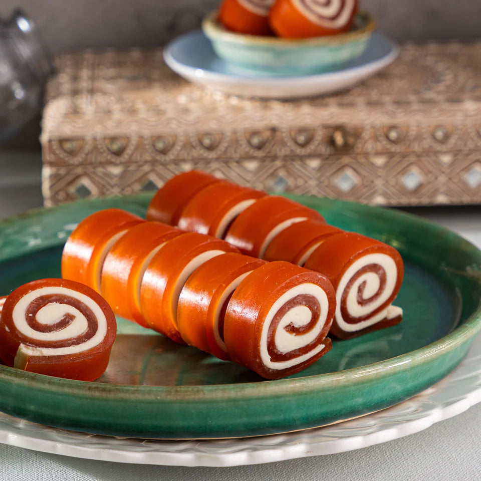 Pothgaal Sweet Mango Chocolate Roll - 500 gms