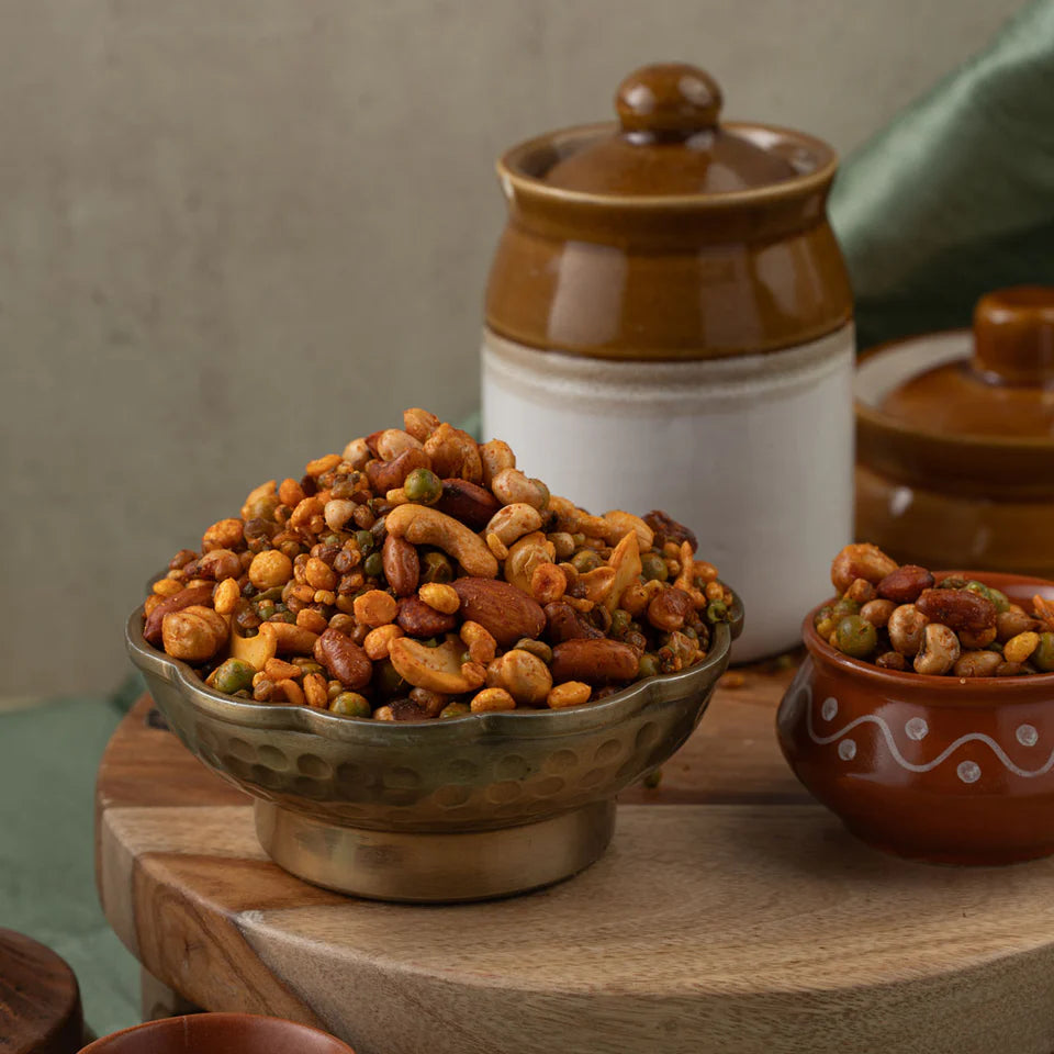 Pothgaal Sweet Navaratan Mixture - 250 gms