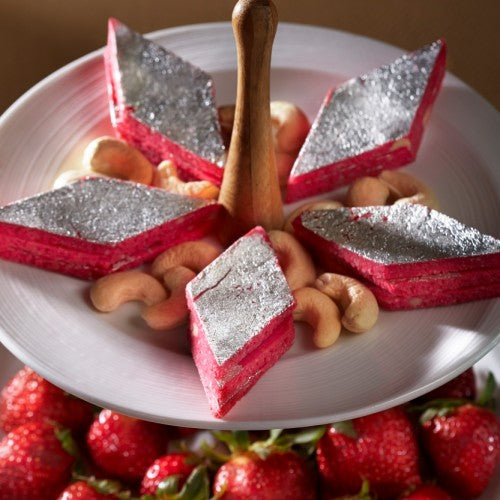 Suleman Usman Mithaiwala Strawberry Kaju Katli - 500 gms
