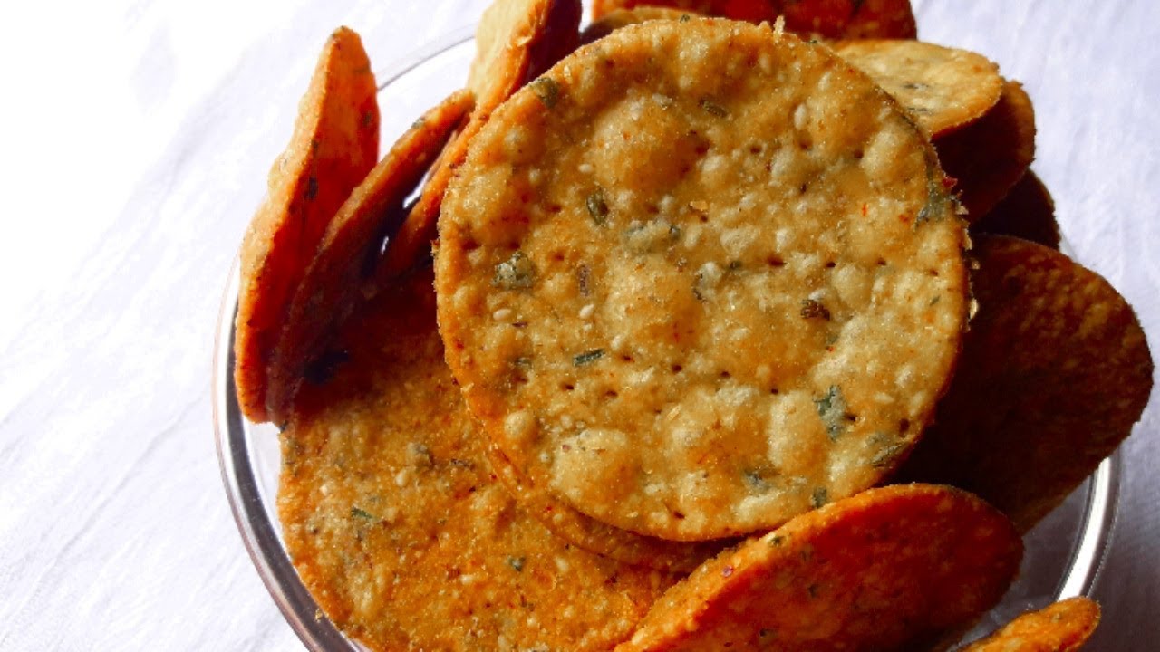 Ganesh Gruh Udyog Special Masala Puri - 250 gms