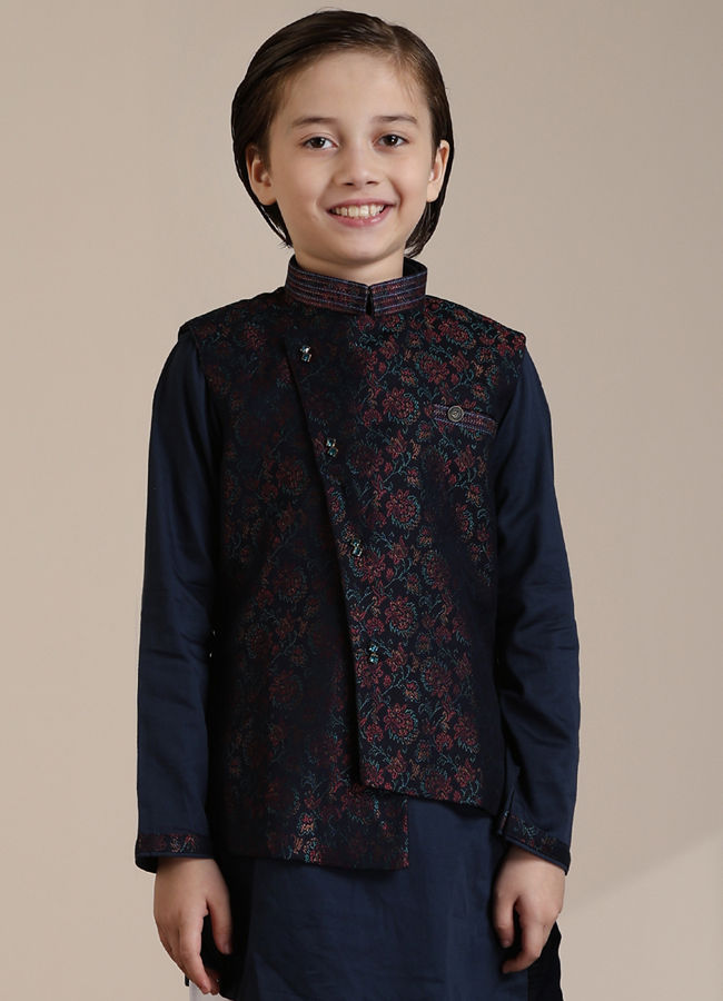 Manyavar Boys Dark Blue Bel Buti Patterned Angrakha Jacket Set - India shopping