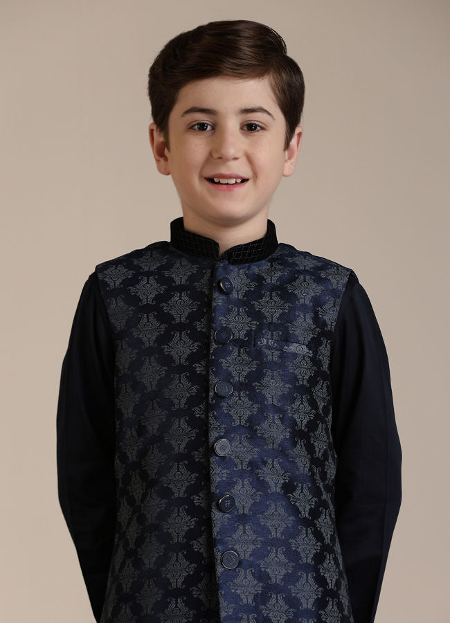 Manyavar Boys Dark Blue Imperial Jaal Patterned Jacket Set - India shopping