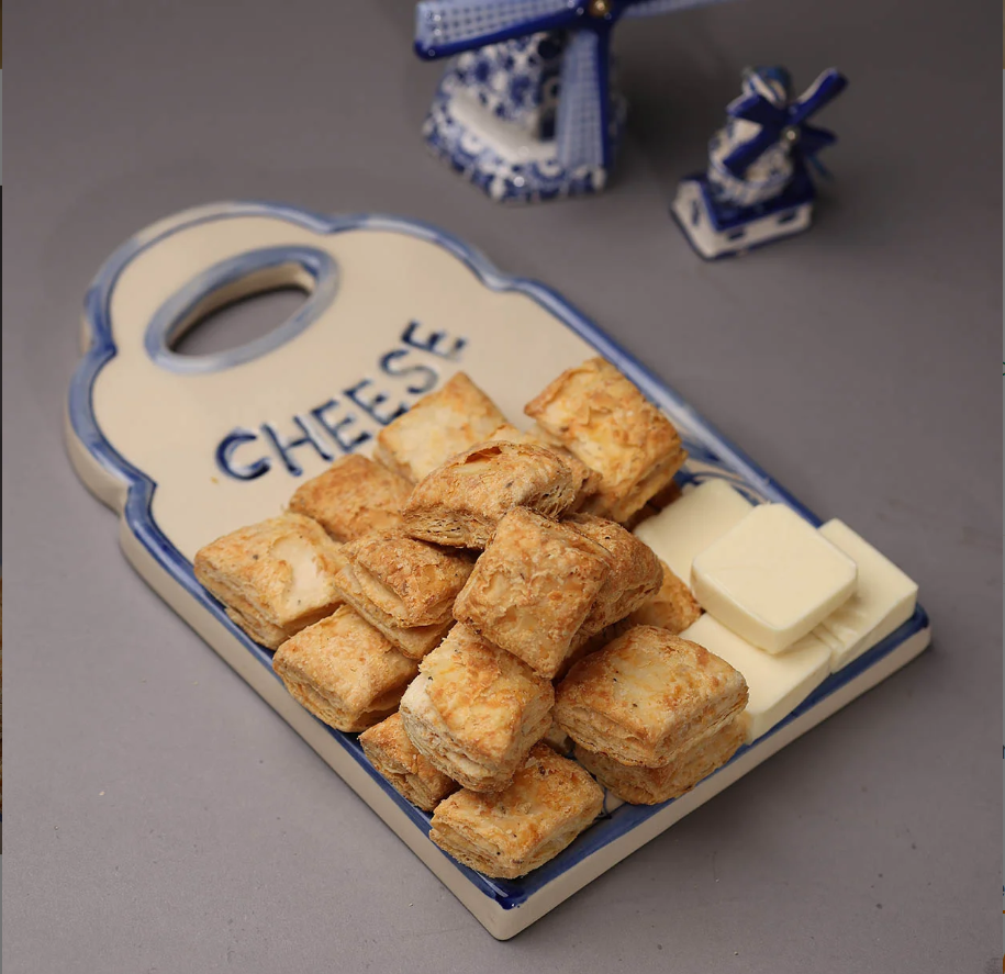 Dotivala Bakers & Confectioners Cheese Khari 500 gms