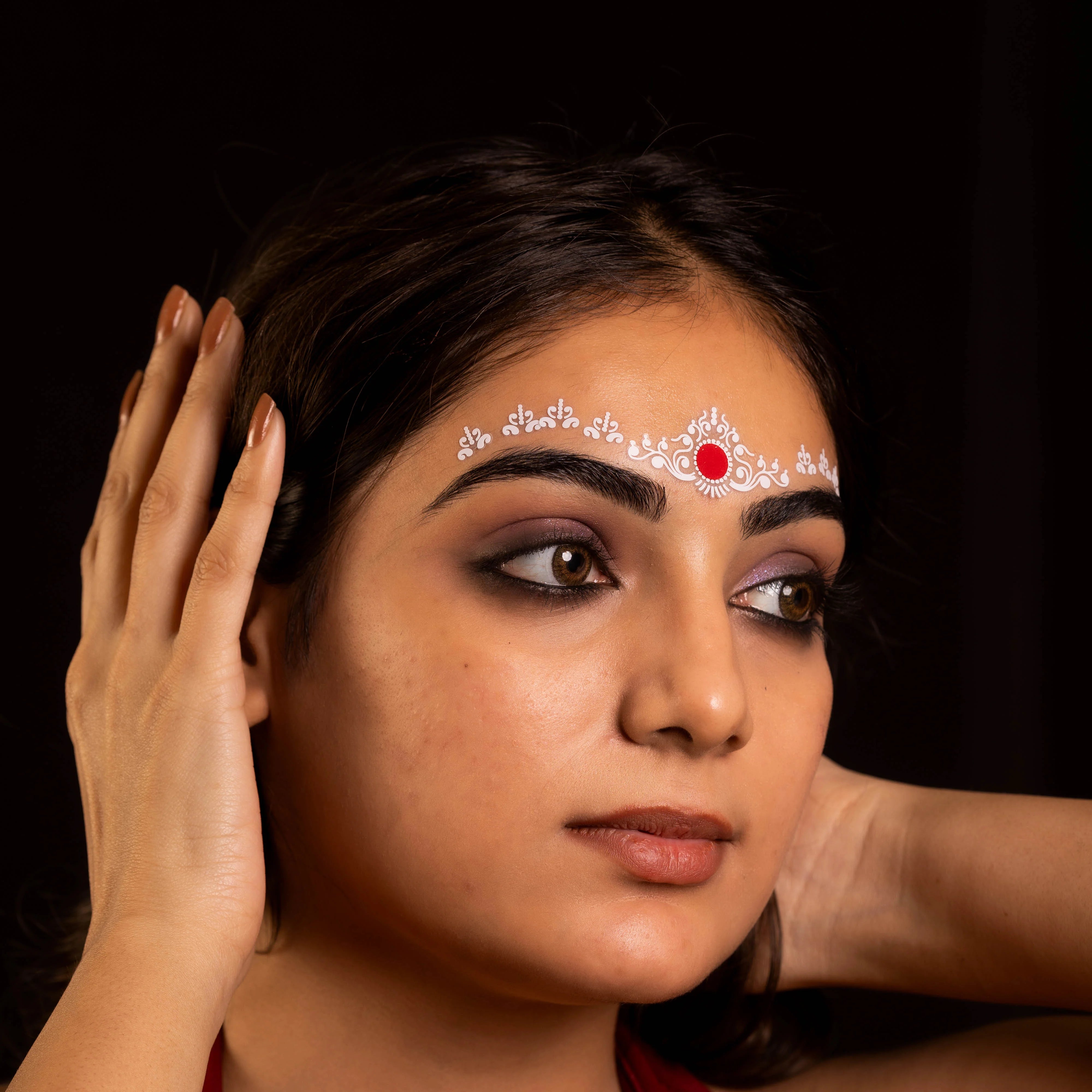 Comet Busters Bengali Style Bridal Bindis – Multicolor (Free Size)
