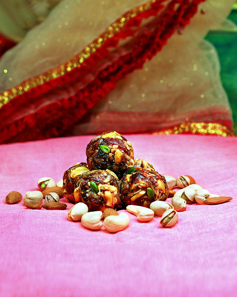Dharti Namkeen Dryfruit Khajoor Laddu 500 gms - India shopping