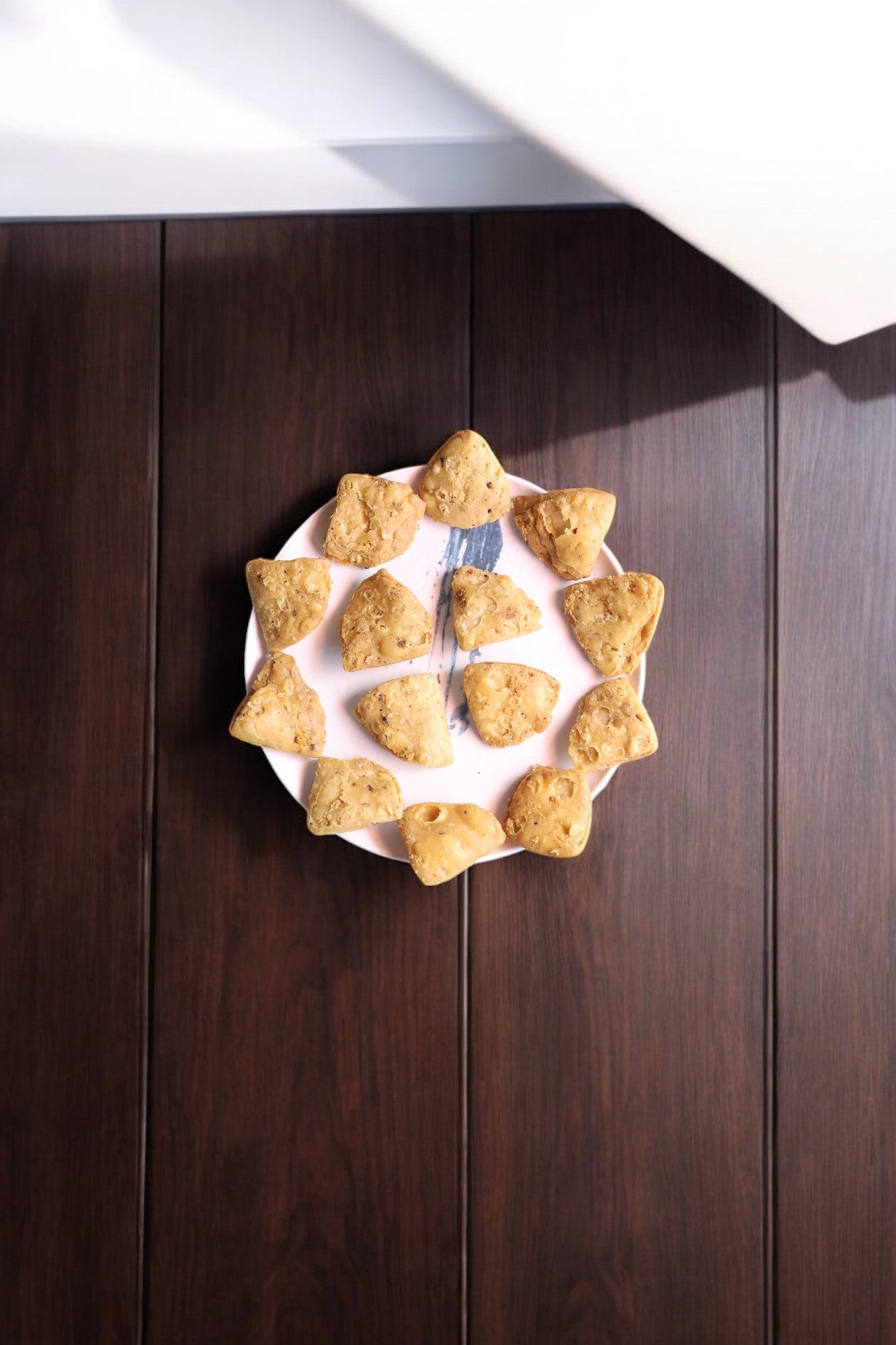 Ganesh Gruh Udyog Khasta Puri - 200 gms