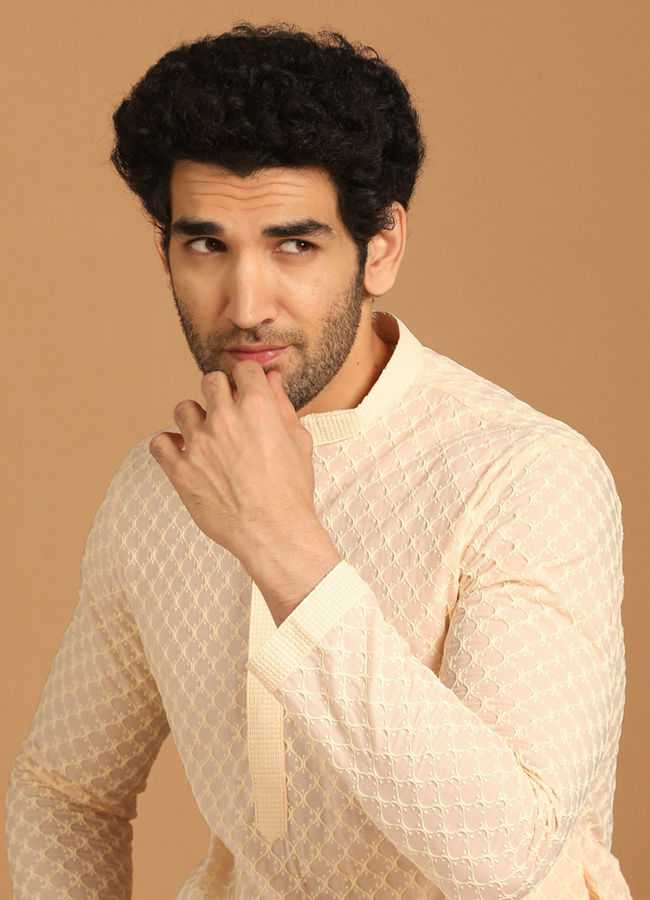 Manyawar Faded Pink Chikankari Kurta Set - India shopping