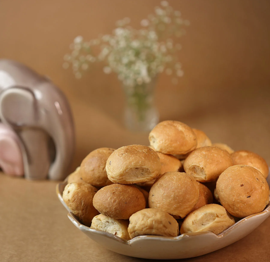 Dotivala Bakers & Confectioners Irani Sada - 500 gms