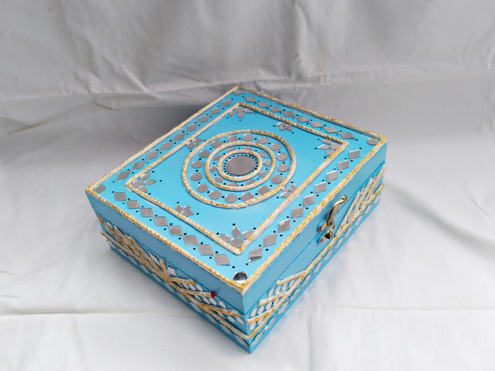 Nilanchal Handicraft Jewellery Box - Set of 1 Code - JEW02