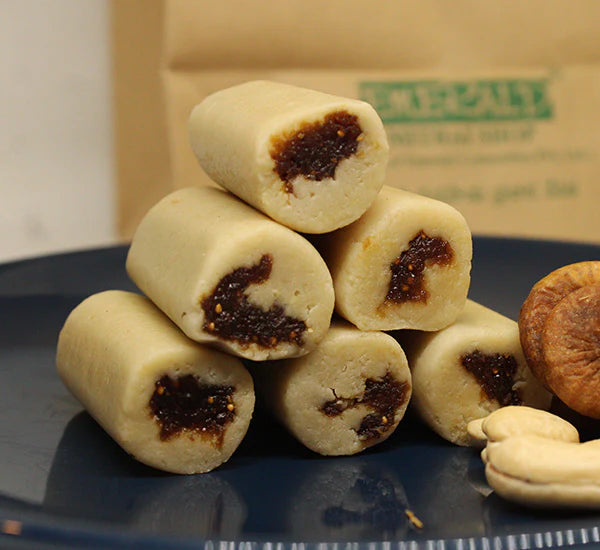 Emerald Mithai Kaju Pista Roll | 500 gms