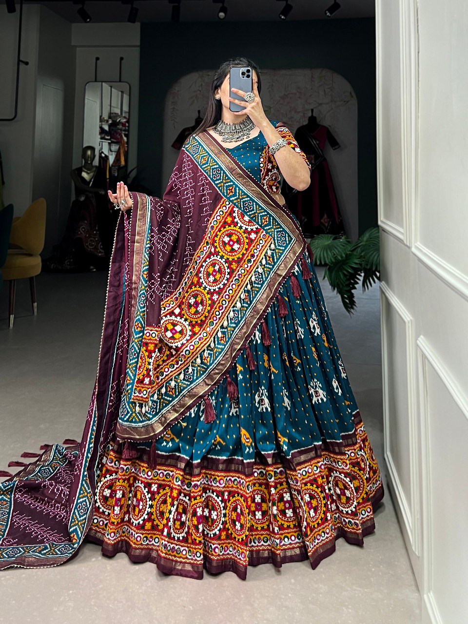 Latest Exquisite Navratri Lehenga Cholis | Ready To Wear - India shopping