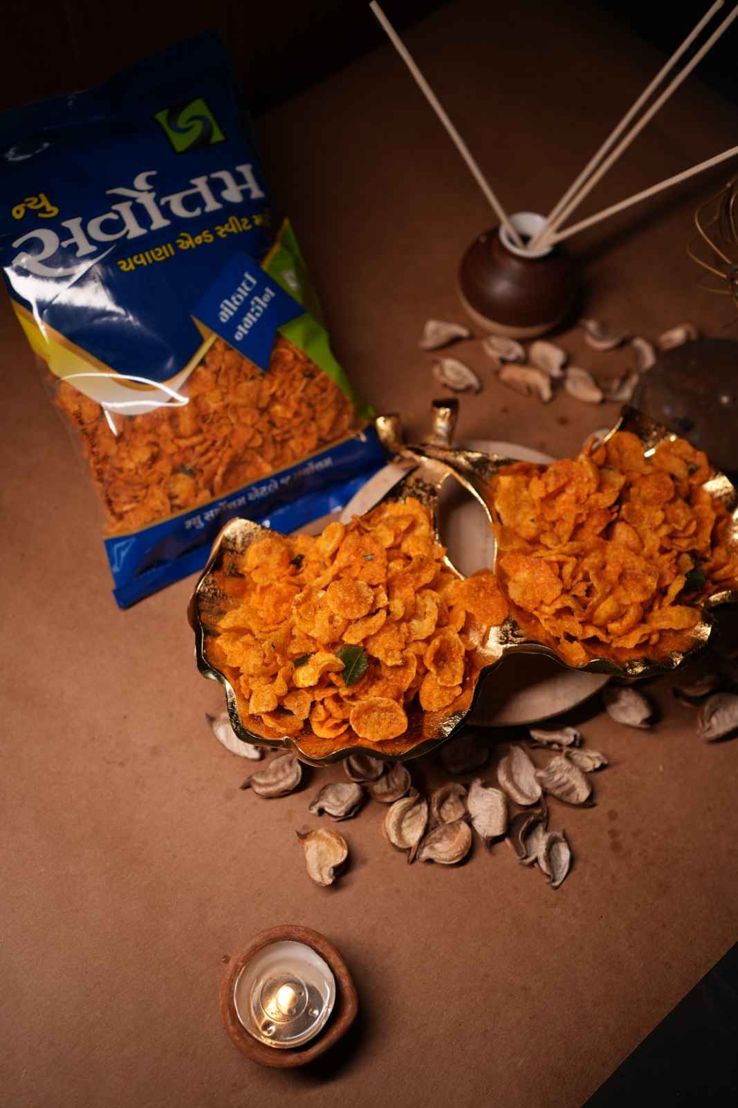 Sarvottam Chawana & Sweet Mart Makai Chevda | 500 gms