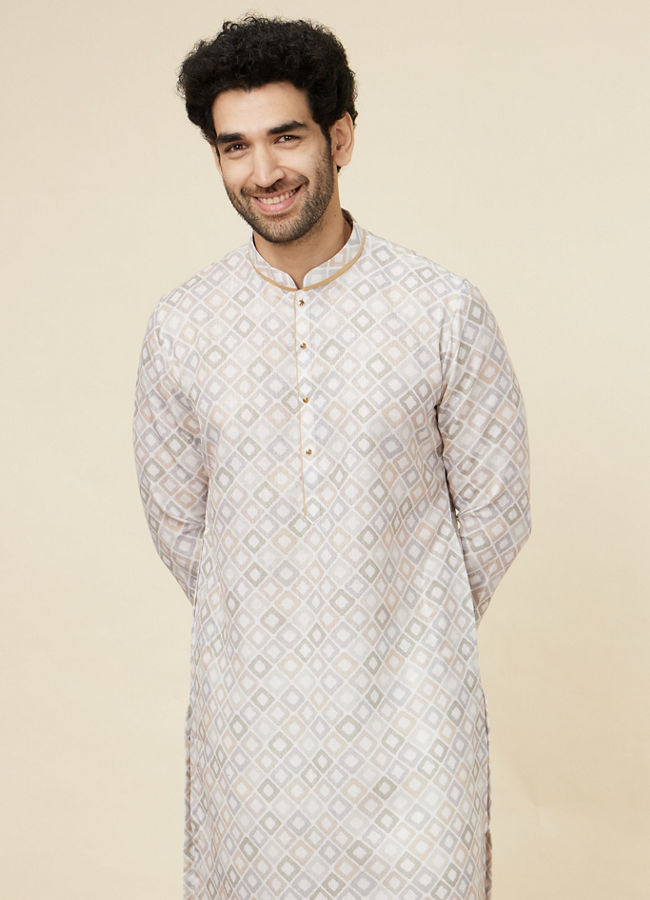 Manyawar Ivory Cream Geometric Patterned Kurta - India shopping