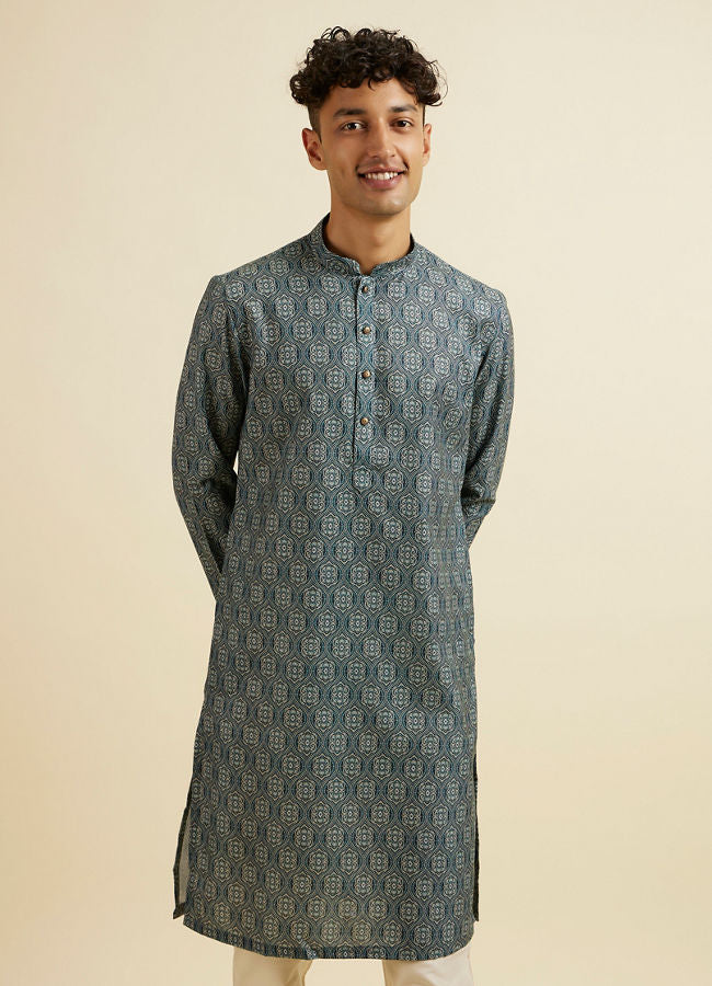 Manyawar Dark Green Ogee Patterned Kurta - India shopping