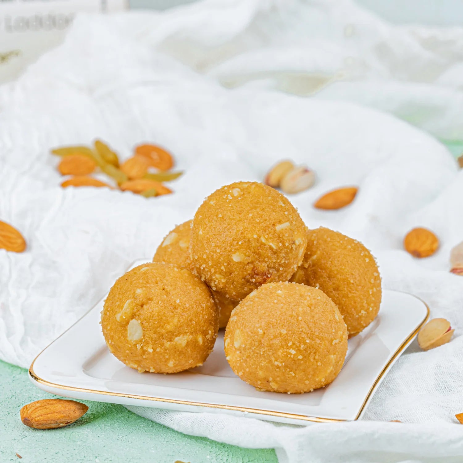 Sonel Sweets Besan Laddu | 500 gms