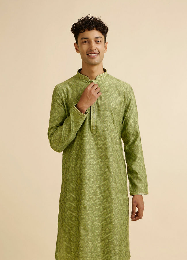 Manyawar Light Mid Green Diamond Patterned Kurta Set - India shopping