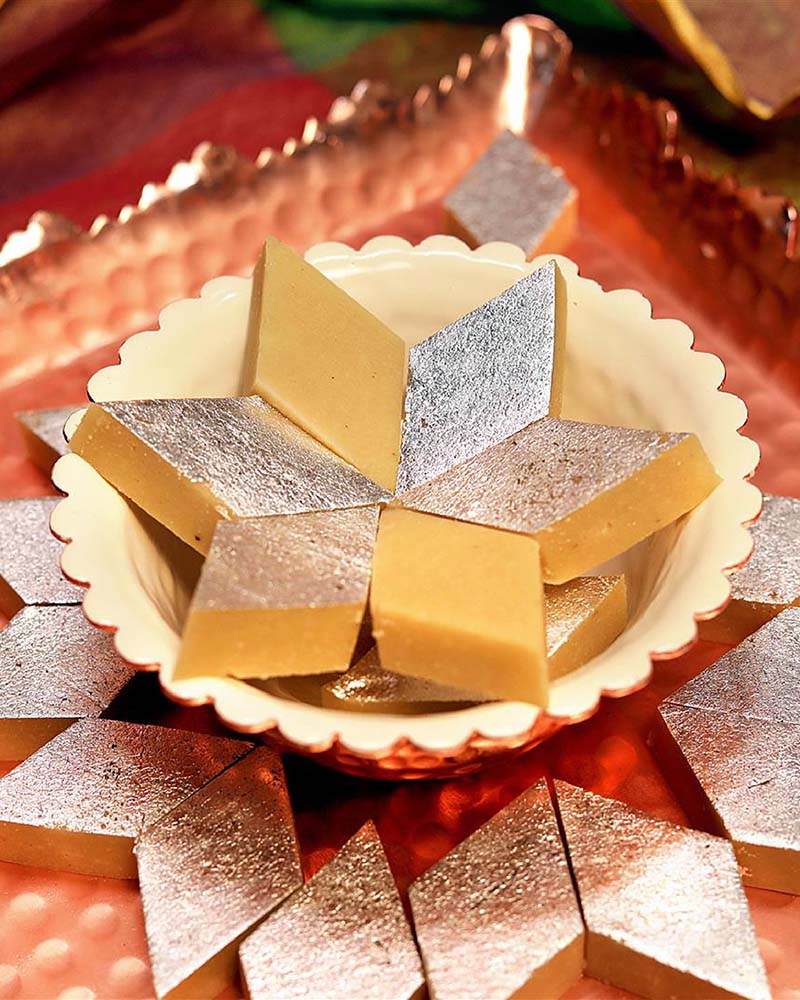 Dharti Namkeen kaaju katli 500 gms - India shopping
