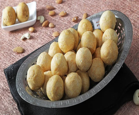 Mohanlal's Mithaiwala Superior Dry Fruit Kachori 500 gms