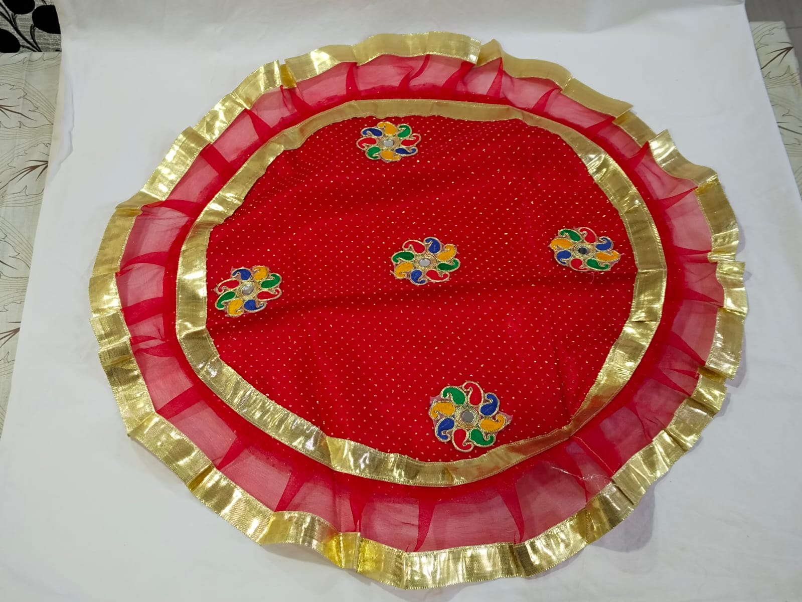 Nilanchal Handicraft Thal Posh Cover - Set of 1 Code - TPC01