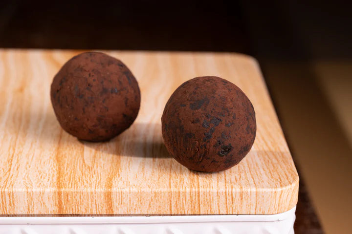 Varaq Sweets Choco Lava Laddu | 500 gms