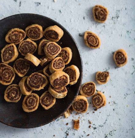 Almond House Bakharvadi 200 gms - India shopping