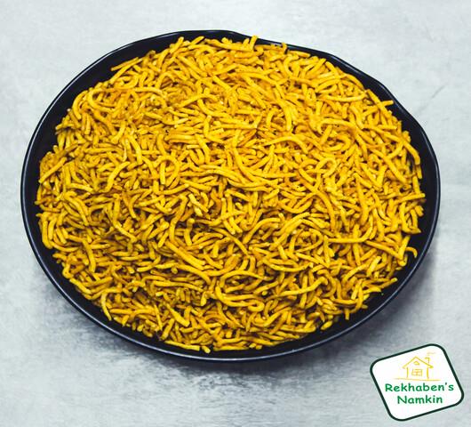 Rekhaben's Namkeen Garlic Sev | 400 gms