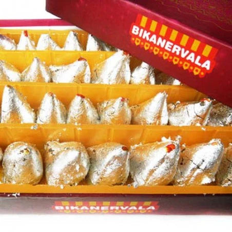 Bikanervala Sweets Kaju Samosa | 500 gms