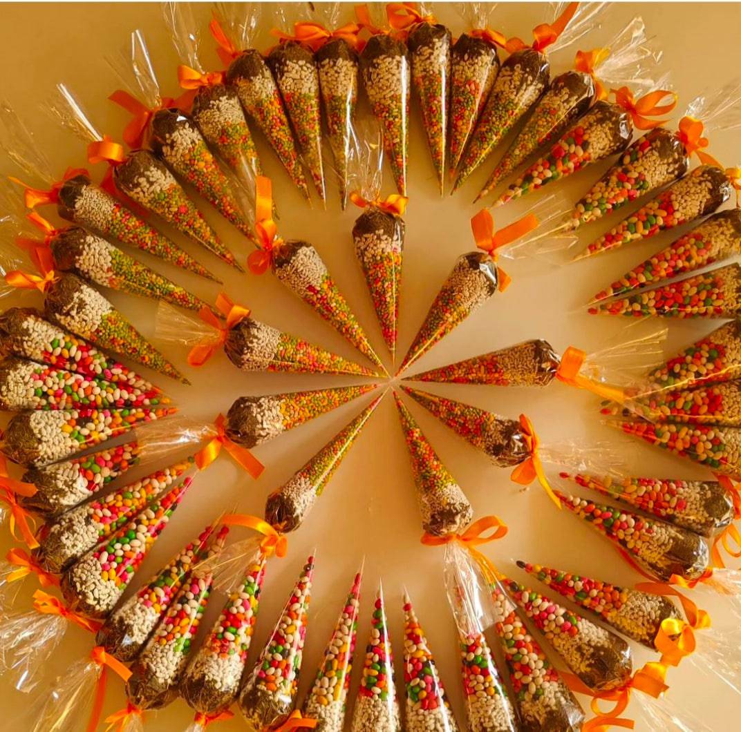 Mukhwas Cones | Set Of 10 - 250 Gms (Total) - India shopping