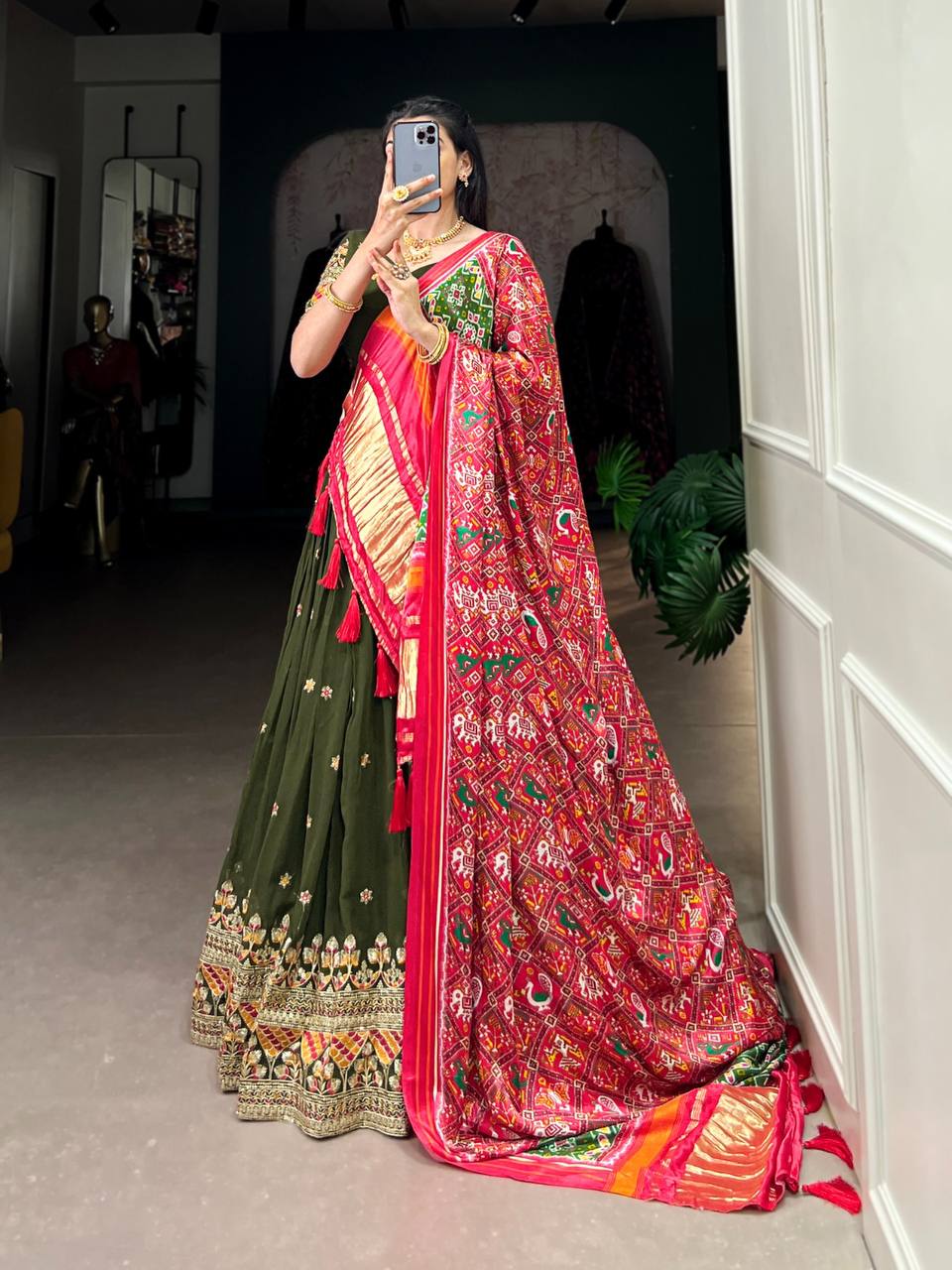 Georgette Lehenga Choli With Thread And Embroidery Work | Ready To Wear
