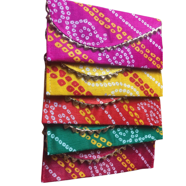 Silk Embellished Shagun Envelope | Set Of 50 - India shopping