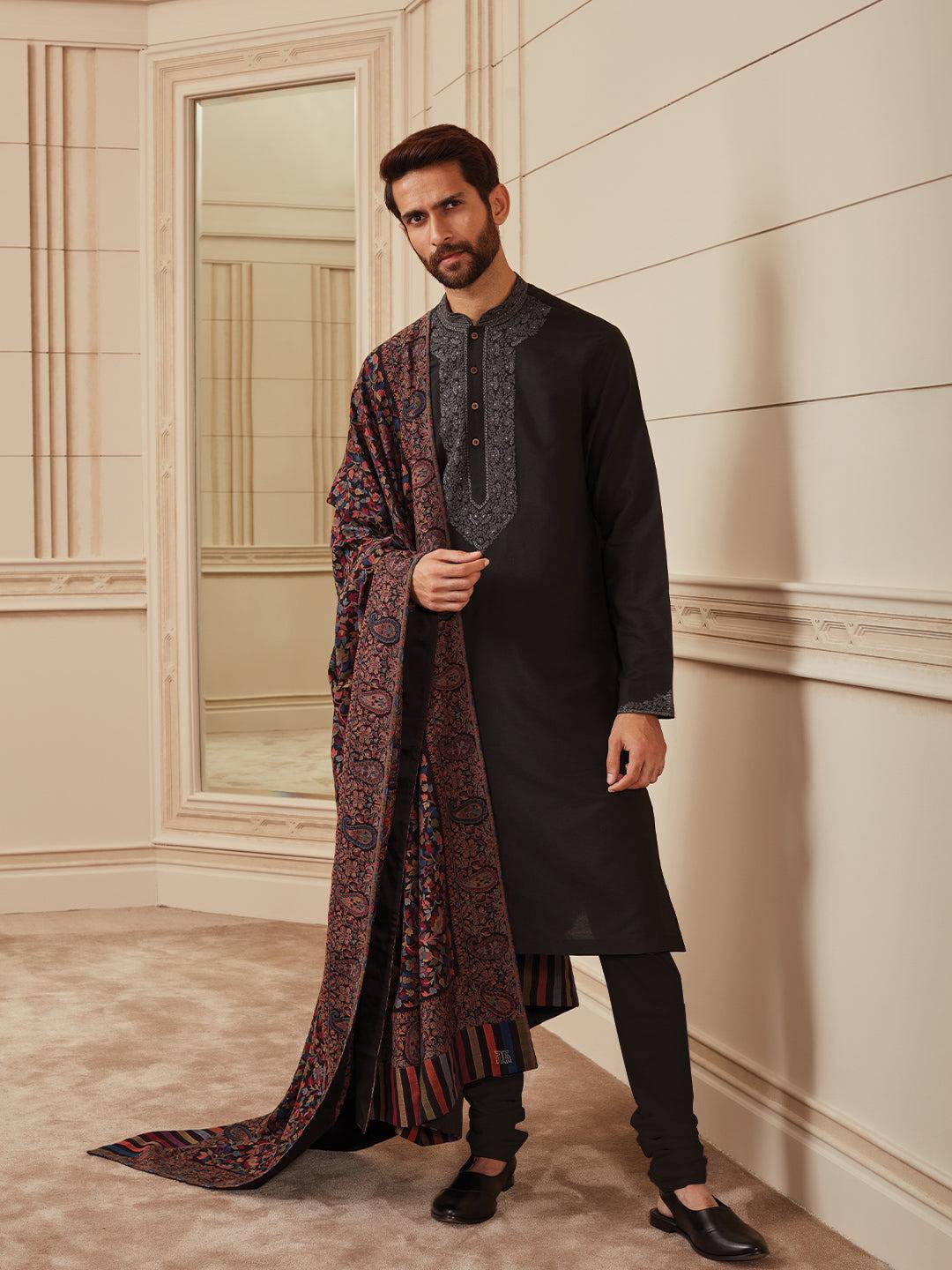 Tasva Black Silk Kurta Set - India shopping