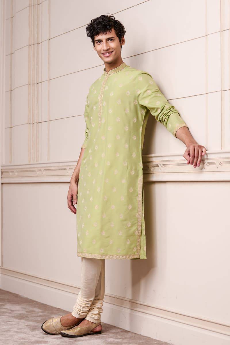 Tasva Jade Butti Jaal Kurta Set - India shopping