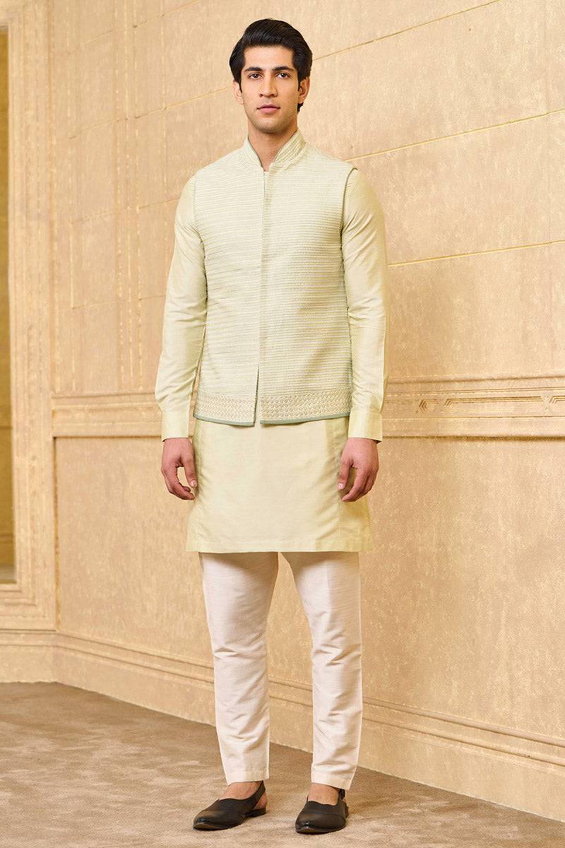 Tasva Kurta Bundi Set in Schiffli Fabric - India shopping