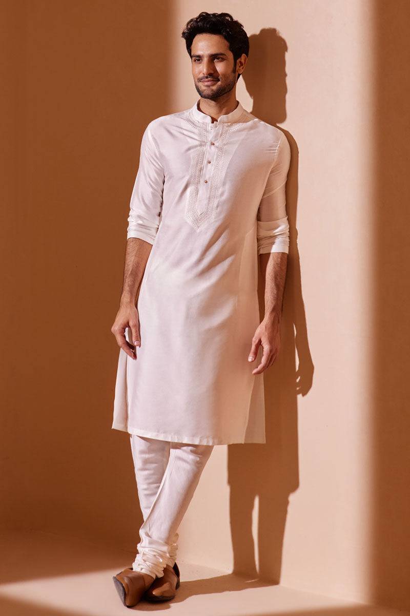 Tasva Kurta Set With Embroidery Details - India shopping