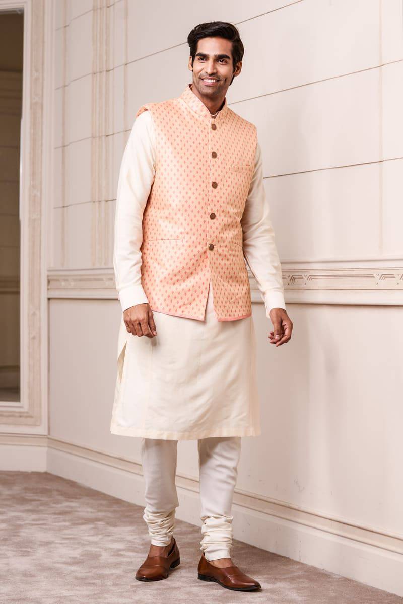 Tasva Peach Jacquard Bundi - India shopping