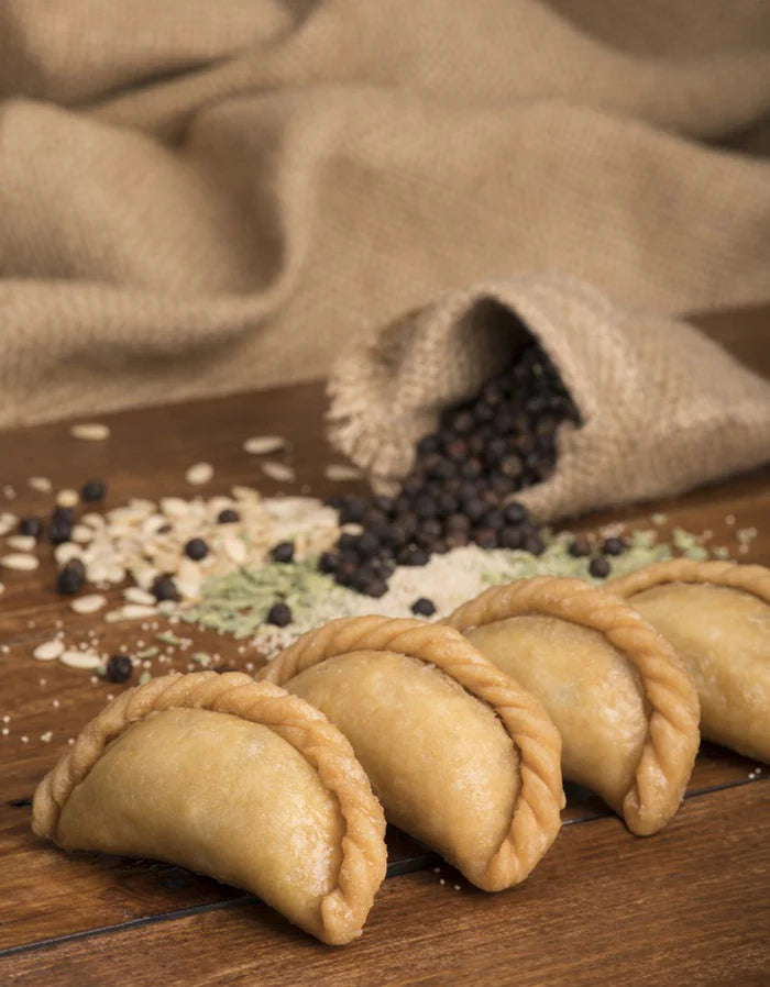 Kandoi Bhogilal Mulchand Thandai Gujjiya | 500 gms