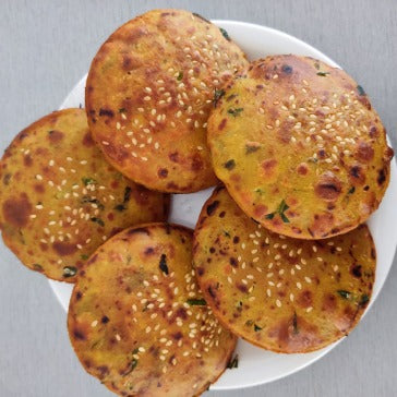 Truptida Homemade Garlic Thepla Puri | 500 gms