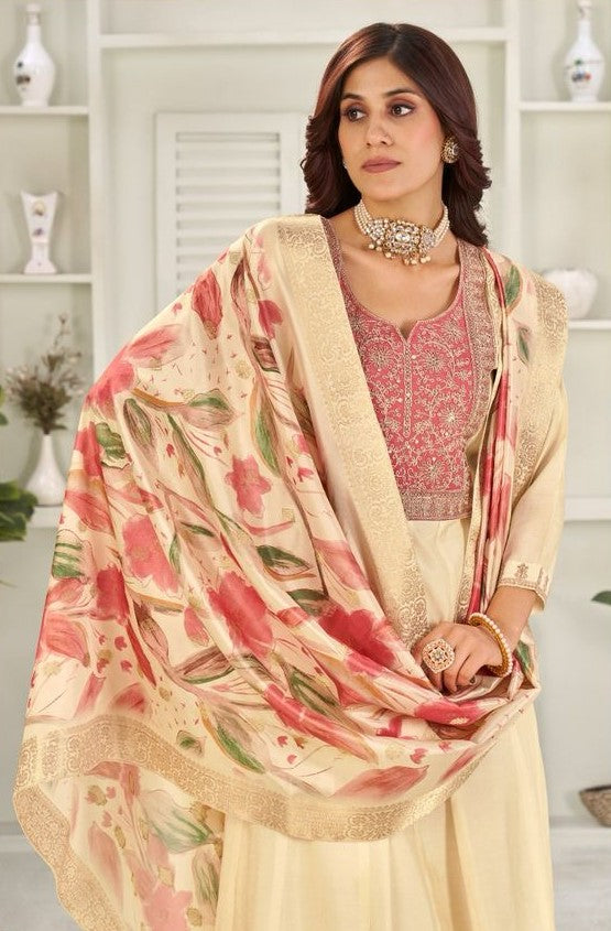 Goregous 3 piece Suit Set with Gorgeous Floral Duppatta | Ready To Wear