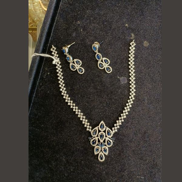 american-diamond-neckless-set-with-earring-collection