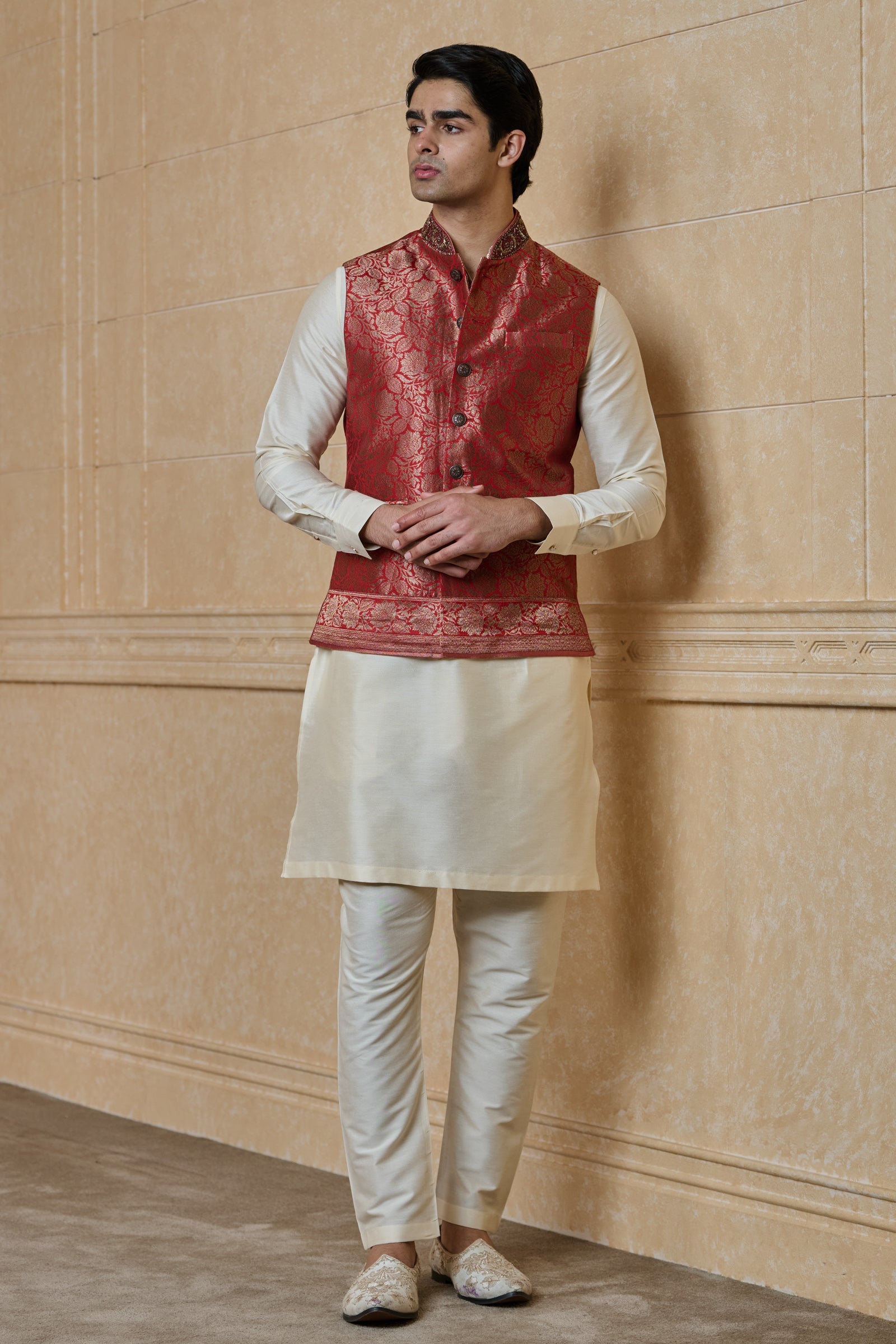 Slik Brocade Kurta Bundi Set